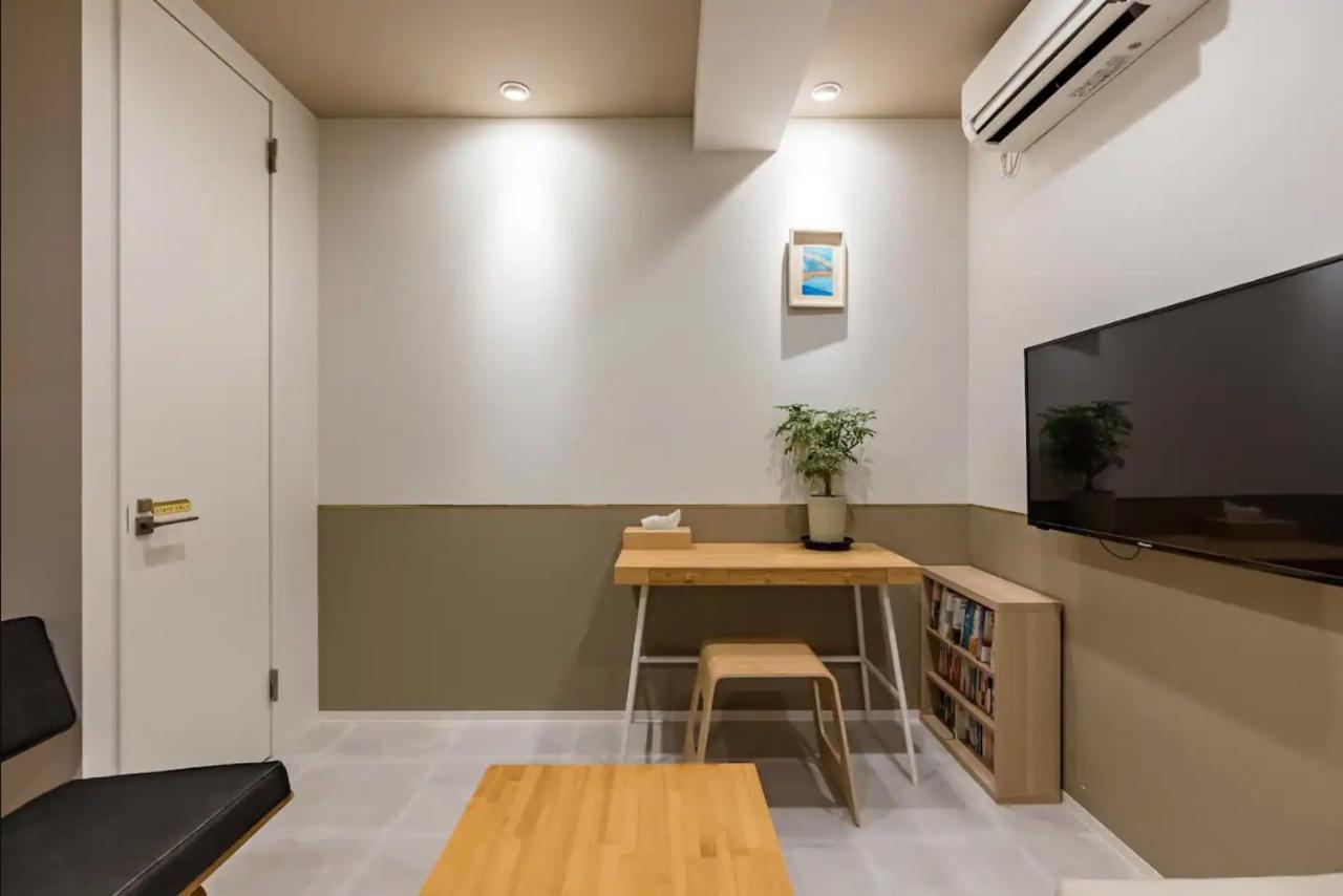 8B Hotel -Osaka Nishikujo Apartment- Экстерьер фото